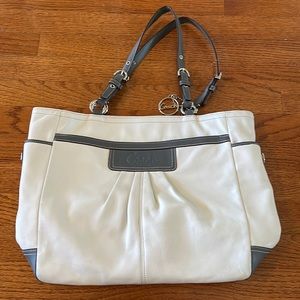Coach purse - cream